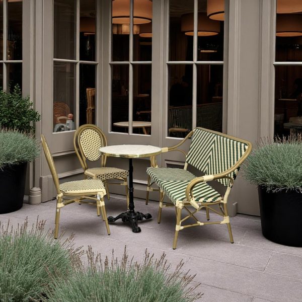 Café package Paris with bench and 2 chairs