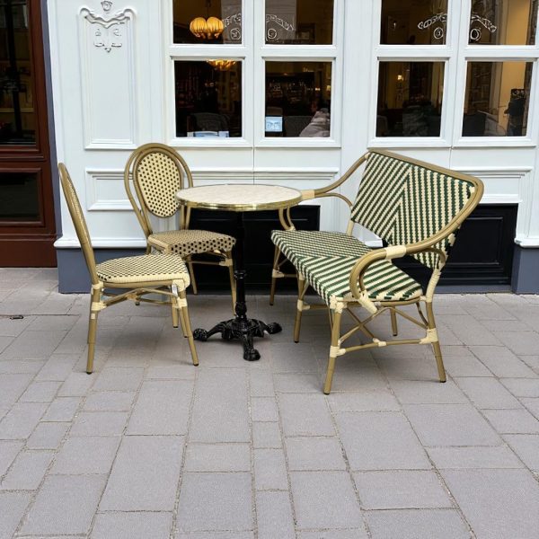 Café package Paris with bench and 2 chairs