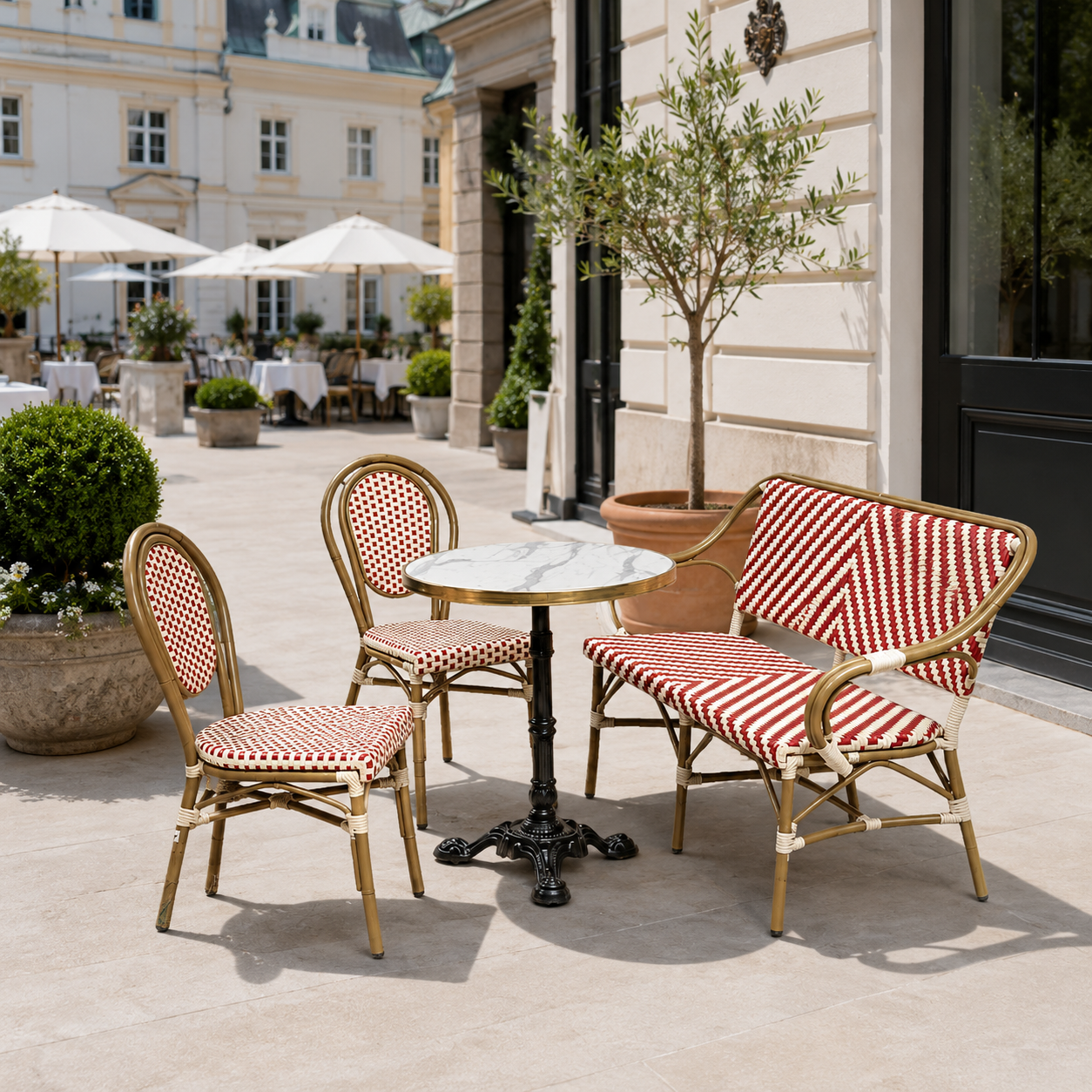 Cafépakke Paris med bænk og 2 stole rød-beige
